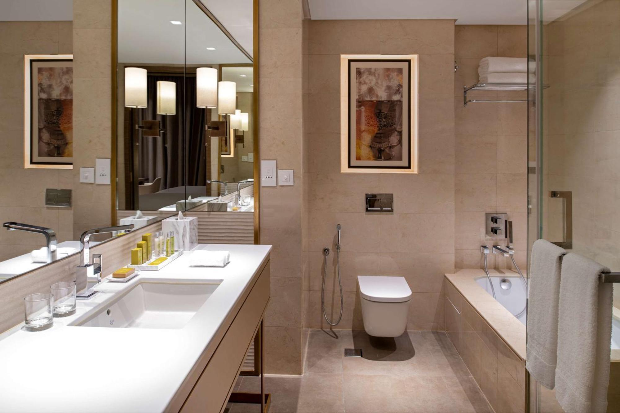 Doubletree Suites By Hilton - Riyadh Financial District Екстериор снимка